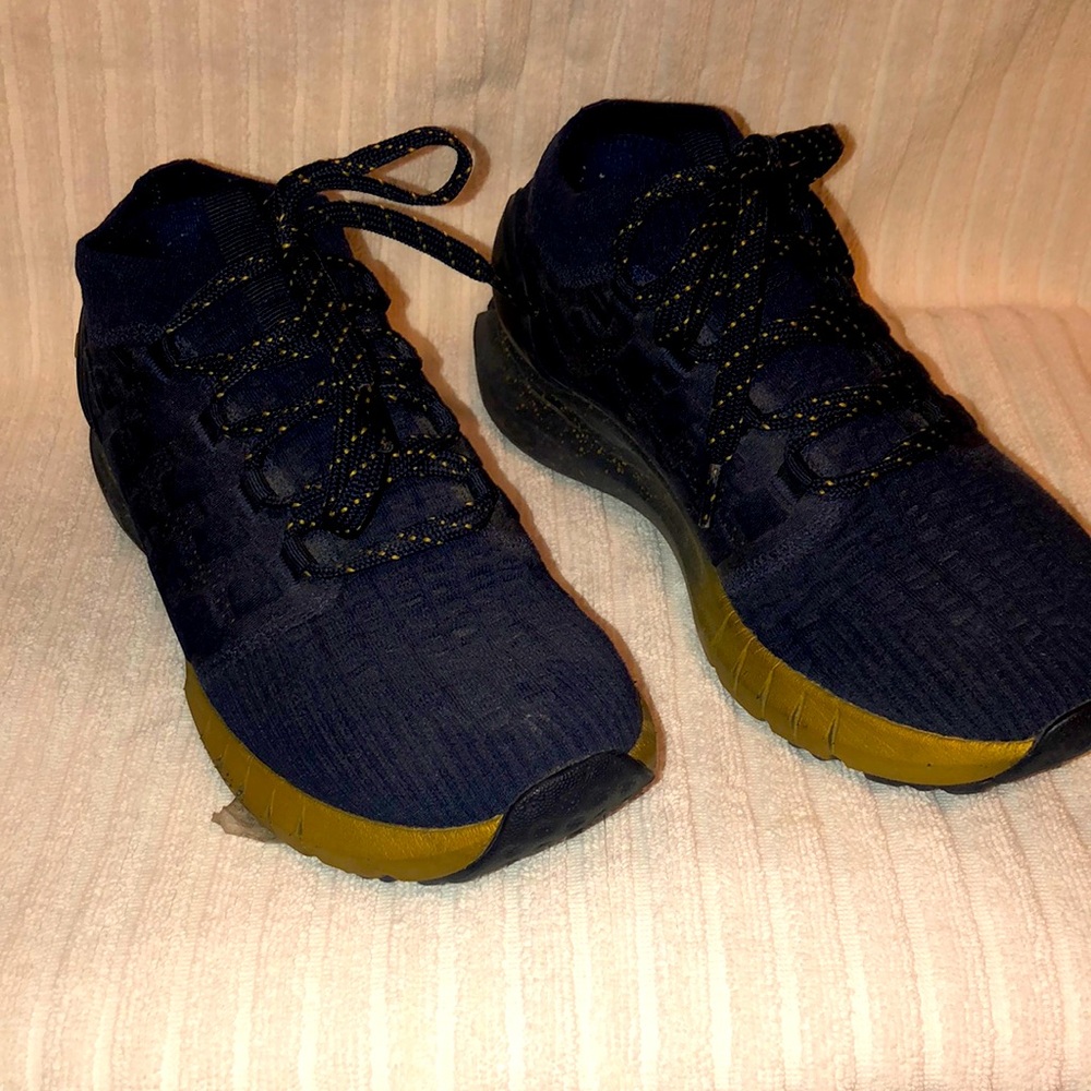 Men’s athletic shoes blue and tan under armor